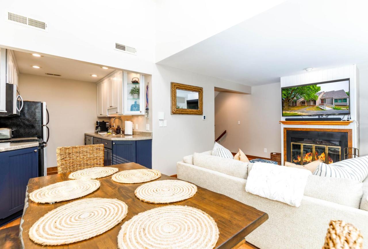 Summer Specials! Cozy King Beds, Pool Access, Galena Territory Amenities, Fireplace, Great Location In Galena Territory On Lake 加利纳 外观 照片
